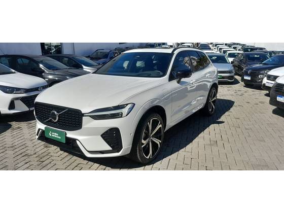 VOLVO XC60 2.0 T8 RECHARGE ULTIMATE DARK AWD GEARTRONIC
